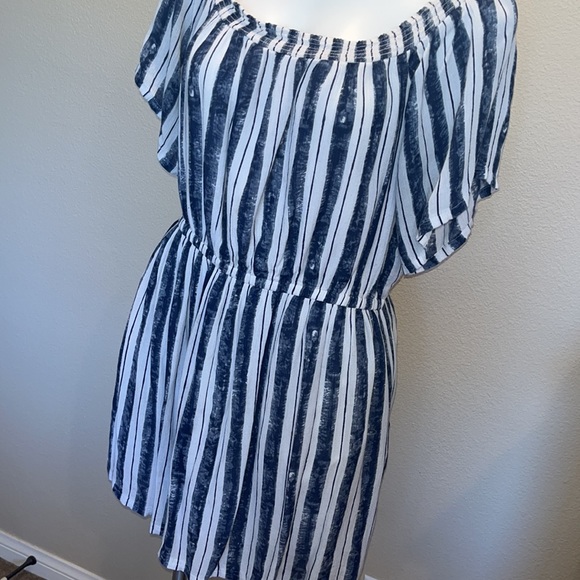 NY & Co Summer Dress - Picture 2 of 7